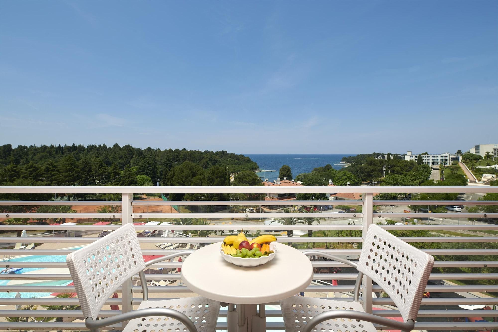 Hotel Albatros Plava Laguna Poreč Kültér fotó