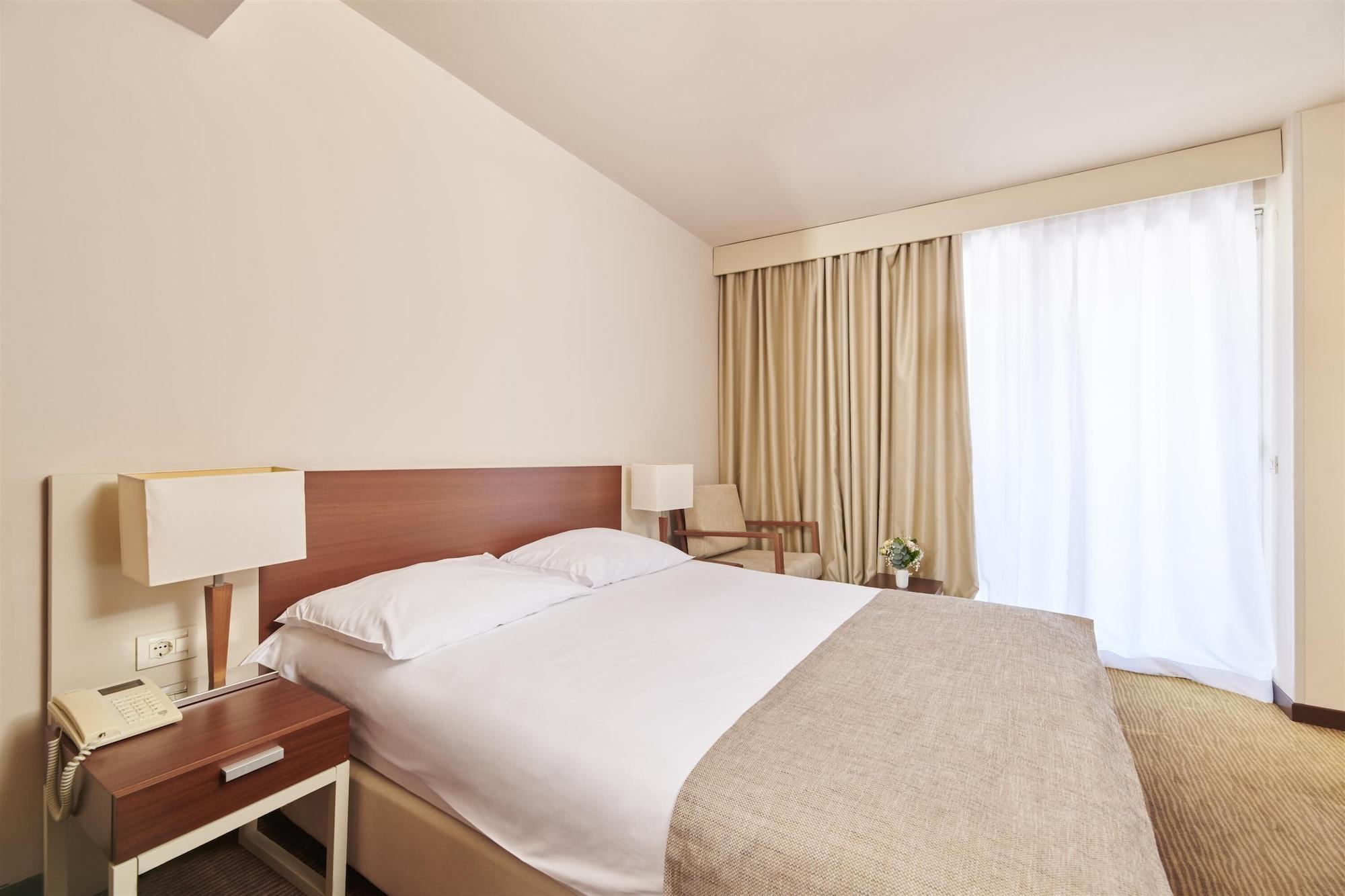 Hotel Albatros Plava Laguna Poreč Kültér fotó